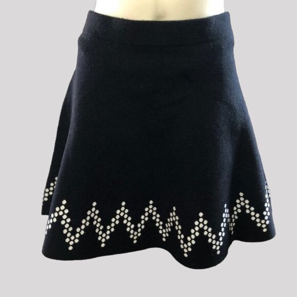 Candies Black Flared Mini Skirt with White Chevron Pattern Large - Picture 1 of 6